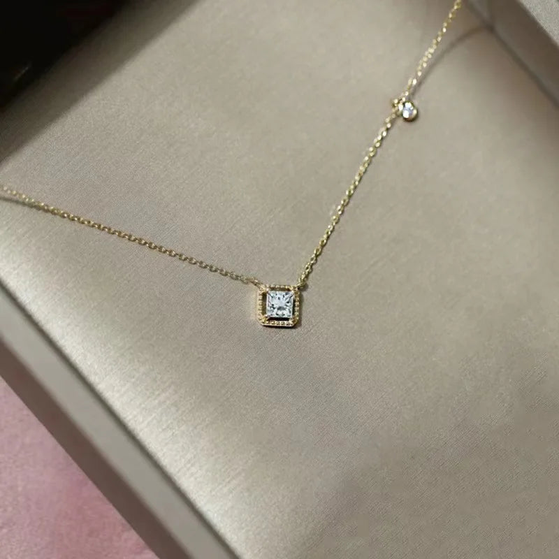 Collier Argent Sterling S925 Cristal Émeraude Finition Or 18K – Maison Élyra