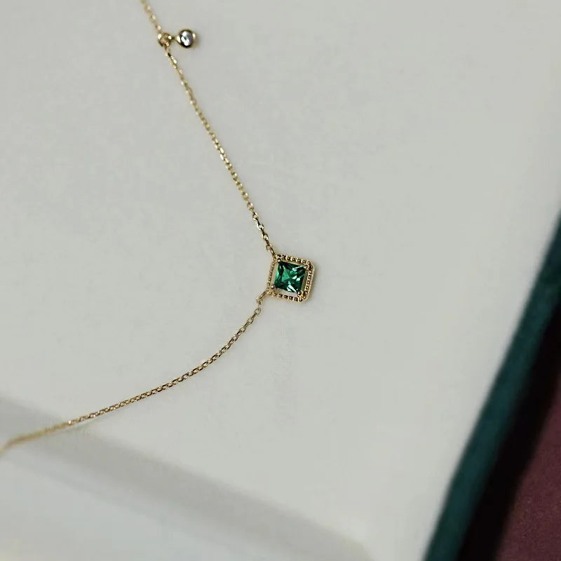 Collier Argent Sterling S925 Cristal Émeraude Finition Or 18K – Maison Élyra