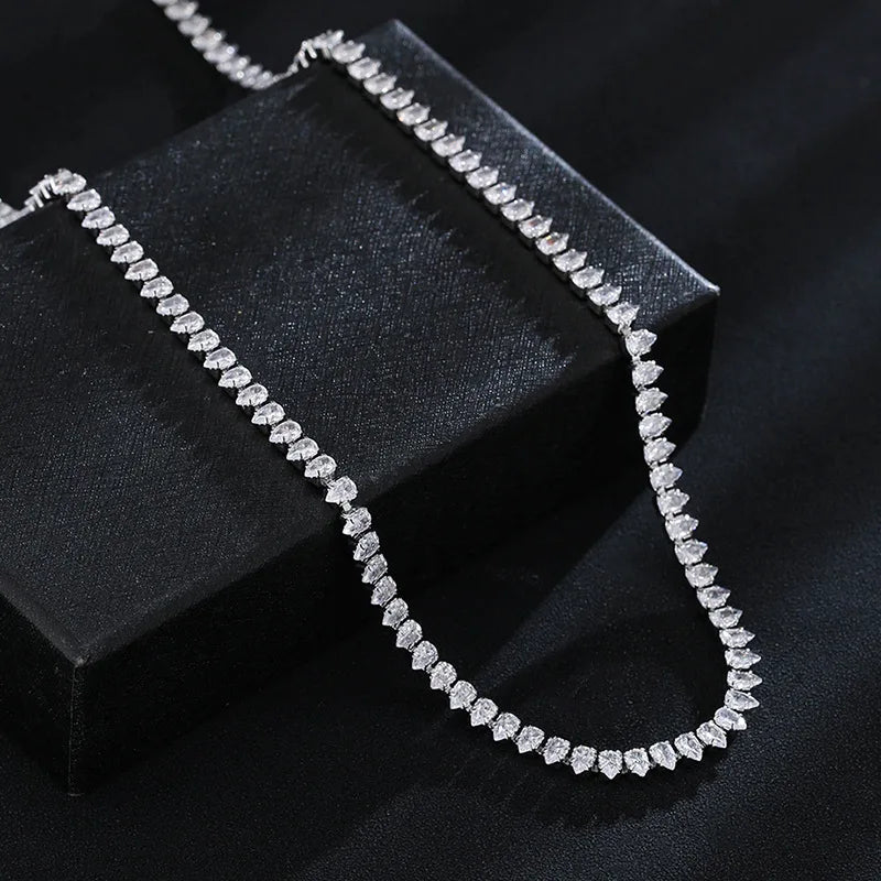 Parure Collier et Boucles d'Oreilles Goutte d'Eau Zircon Blanc – Maison Élyra